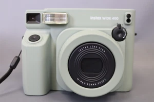Fujifilm - INSTAX WIDE 400 Sofortbildkamera - Farbe Salbeigrün - Bild 1 von 7