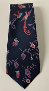 Corbata Turnbull & Asser Azul Marino Púrpura Floral Pájaro Mariposa 100% Seda Inglaterra - Imagen 1 de 4