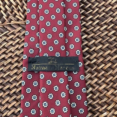Neiman Marcus Red White Geometric Men’s 100% Silk Tie 3” - Image 1 of 4