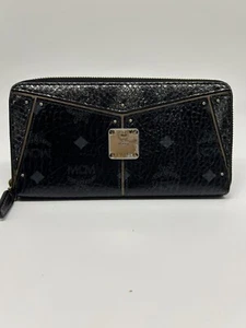 MCM Long Wallet Round Zipper Logo Leather Python Black Gold Hardware - Picture 1 of 8