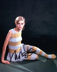 TWIGGY LAWSON SIGNED HANDSIGNIERT 8x10 FOTO 60er IKONE SEHR SELTEN BECKETT BAS - Bild 1 von 2