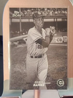 2024 TOPPS BLACK & WHITE SP ERNIE BANKS#106 - Image 1 of 2