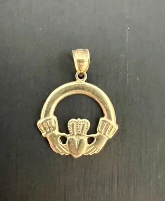 14K Gold DK Claddagh Pendant 3/4" round 1.83g - Image 1 of 4