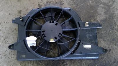 Used Engine Cooling Fan Motor fits: 2003 Saturn Vue Fan Assembly 3.0L opt L81 Gr Foto 1 de 4