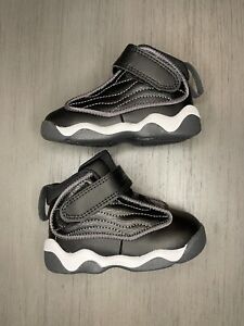NIB Toddlers Nike JORDAN PRO STRONG TD sz 5C sneakers DC7910 002 Shoes black
