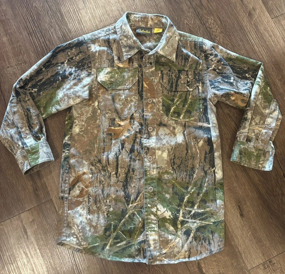 Cabela’s Outdoors Hunt Gear REALTREE EDGE  Long Sleeve Button Down Kids 6 - Image 1 of 3