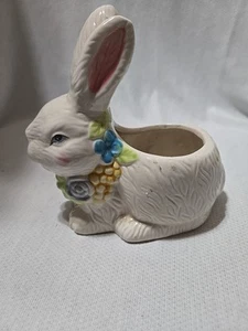 Vintage Ceramic Bunny Rabbit Planter Approx 6" X 6" - Picture 1 of 10