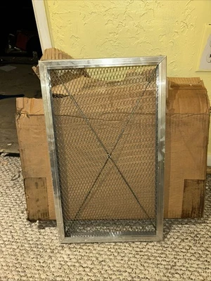 Air Filter (12" x 12" x 1"), Washable Furnace Air Filter Box Of 6 NIB - Image 1 of 2