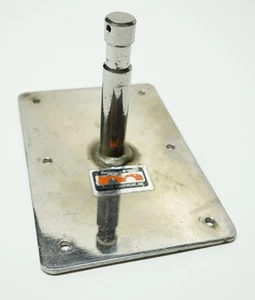 Matthews 6 inch Baby Wall Plate 5/8 inch Fixed Spigot with 6 Mounting Holes - Bild 1 von 2