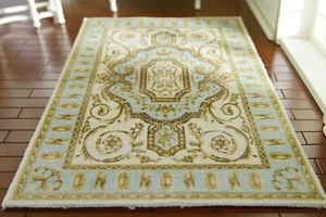 Alfombra tradicional francesa de diseño Aubusson para casa de muñecas escala 1/12 - Imagen 1 de 9