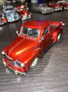 JADA 1/24 Red IRIDESCENT STREET LOW 1953 CHEVY 3100 PICKUP SPECIAL EDITION - Picture 1 of 18
