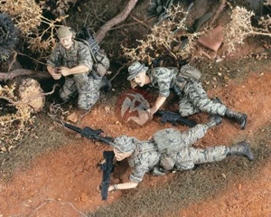 Verlinden 1/35 US Rangers si prepara all'attacco nella guerra del Vietnam (3 figurine) 2079 - Foto 1 di 1