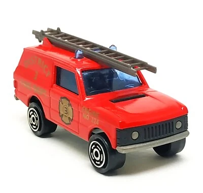 Majorette Range Rover - District 3 Fire Truck - Red 1:60 (3") no Package - Image 1 of 4