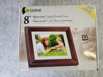 GiiNii 8 Inch Digital All In One Picture Frame Type A 6 in 1 Card Reader GH-8DNP - Image 1 of 4