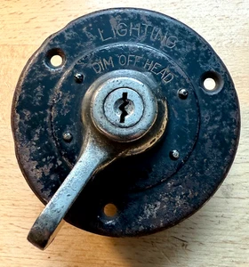 1924 1925 1926 CLUM # 957 IGNITION LOCK LIGHTING SWITCH DIM OFF HEAD CIRCA 20s - Picture 1 of 20