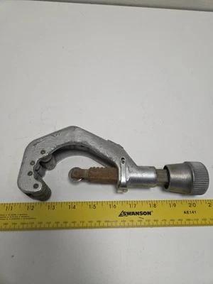 Imperial Chicago 206-FB Quick Release Tubing Cutter 3/8" to 2-5/8" - Image 1 of 4