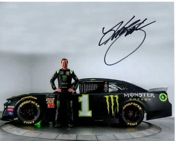 Foto de NASCAR 8x10 firmada autografiada por Kurt Busch Foto 1 de 1