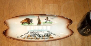 [MT. RUSHMORE & BUFFALO] "BLACK HILLS- SOUTH DAKOTA", Ceramic Ashtray, 1960 yrs. - Picture 1 of 10