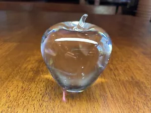 Crystal Paperweight, Apple GGT - Picture 1 of 9