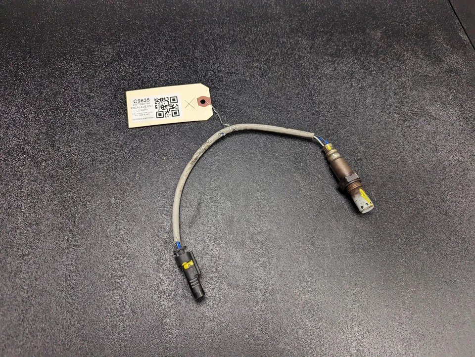 Sensor de oxígeno 2017 Cadillac Escalade ESV 12666673 2015 2016 2018 2019 2020 X Foto 1 de 4