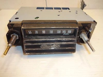 Chevrolet Caprice Impala Belair 1965 radio AM Delco GM 986096 funcionando Foto 1 de 4