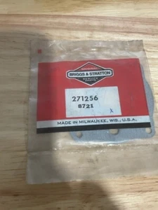 Briggs & Stratton OEM Carb Body Gasket P/N 271256 - Picture 1 of 2