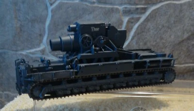 Hersteller  unbekannt  xxx  Militär  THOR  Panzer  Modell 131  bemalt / gesupert - Bild 1 von 4