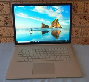 Microsoft Surface Book 2 15" (Intel Core i7, 16GB RAM, GTX 1060 - Picture 1 of 11
