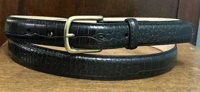 Cinturón Belts.Com Negro Cocodrilo Repujado Italiano Piel de becerro Talla 48 1” Ancho Latón Bkl Usado en Excelente Condición Foto 1 de 4