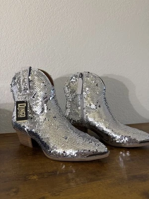 Nuevos botines occidentales Dingo para mujer plateados lentejuelas Bling Thing talla 8 Foto 1 de 4