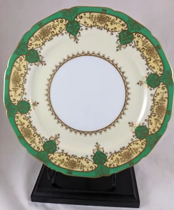 Plato de cena pintado a mano Noritake M verde esmeralda con pergaminos dorados y adornos Japón - Imagen 1 de 9