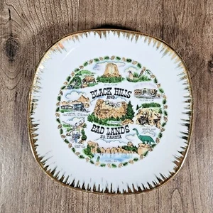 Vintage Scenic South Dakota Souvenir Dish Plate 4.5" Badlands Mount Rushmore - Picture 1 of 5