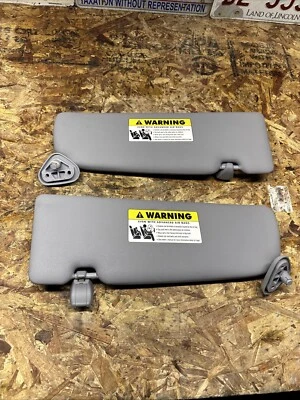 ☑️ Par de parasol izquierdo y derecho BMW 128I 135I E82 E88 2007-2011 PLATA BRONCEADA OEM Foto 1 de 2