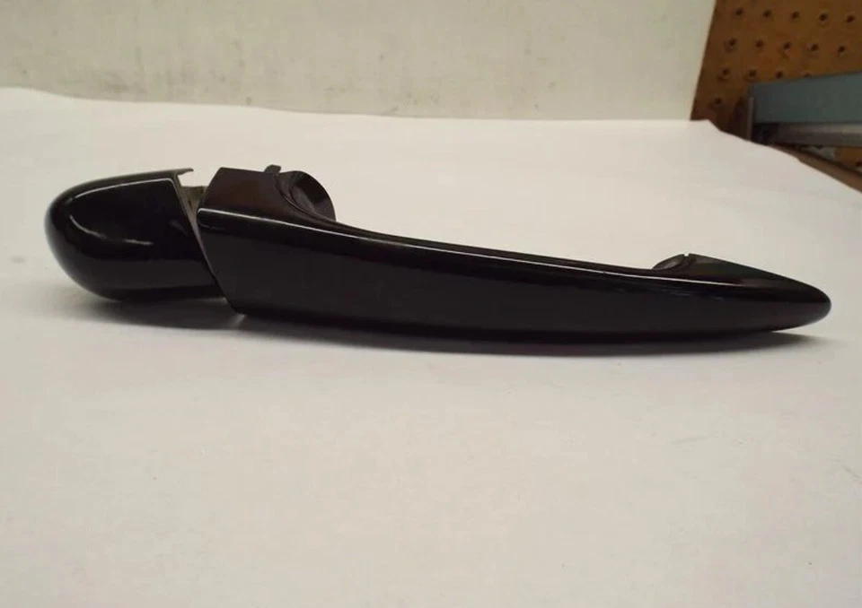 BMW E46 M3 330ci Coupe/Convertible Passenger Door Handle Black - Image 1 of 1