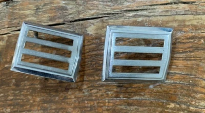 1982-1985 Buick Riviera 1983 1984 Fiber Optics Indicator Trim    #1262610-11 - Image 1 of 2