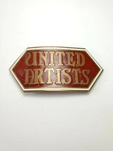 Hebilla de cinturón de latón vintage "ARTISTAS UNIDOS" hecha en Inglaterra  - Imagen 1 de 8