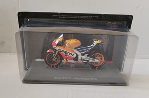 HONDA RC213V GP2016 , 1/18 MOTOGP MOTORCYCLE, NICKY HAYDEN, ALTAYA - Picture 1 of 12