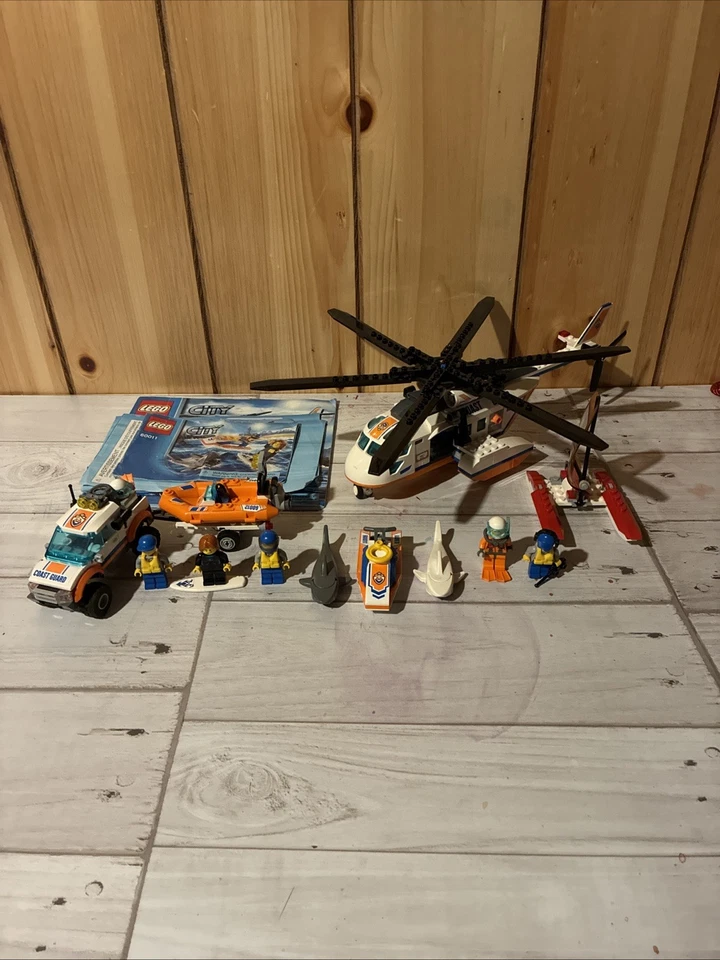 LOTE LEGO CITY: Juegos de guardacostas 60013, 60012, 60011 piezas faltantes usadas. Foto 1 de 4