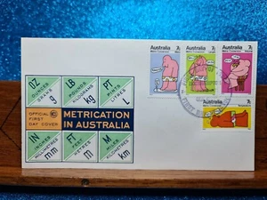 First Day Cover ๐ฎ 1973 (4 stamps) Metrication in Australia ๐ฎ Rockhampton QLD - Picture 1 of 2
