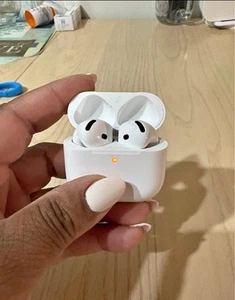 APPLE AirPod 4th Generation - Photo 1 sur 7