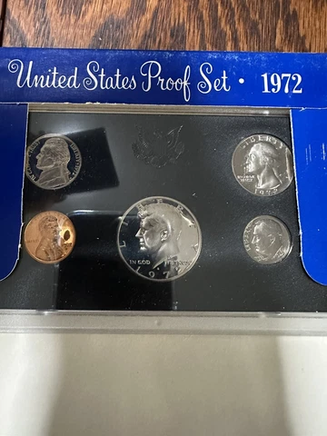 1972 Proof Set U.S. Mint Original Government Packaging OGP Collectible Cover
