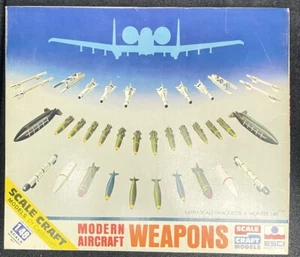 VINTAGE ESCI 1/48 FLUGZEUGWAFFEN #4015 - Bild 1 von 4