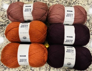 UPDATED Lion Brand Jiffy Bonus Yarn--681 yds per Skein Bulky#5--Buy More & Save - Picture 1 of 8