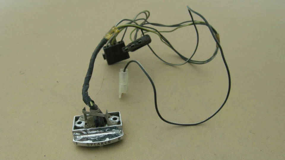 1968-72 Pontiac GTO Lemans Bonneville Catalina Gran Prix F & R interruptor de alto-falante - Imagem 1 de 4