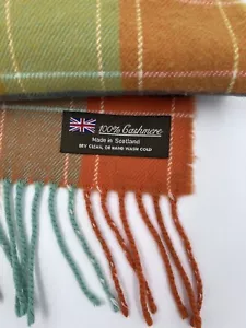 Sciarpa 100% cashmere made in Scotland a quadretti giallo rosa chiaro blu melone ottime condizioni - Foto 1 di 2