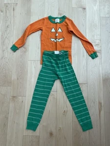 Hanna Andersson Pajama Set Size 5 - Picture 1 of 2
