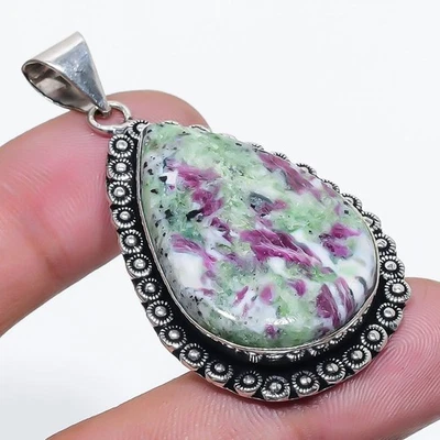 Hermosa joyería hecha a mano con colgante de piedras preciosas en forma de pera de zoisita de rubí 2,7" FP 2983 Foto 1 de 4