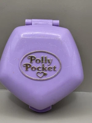 Vintage Polly Pocket 1992 Pattys Burger Bat COMPLETE Bluebird Toys - Image 1 of 4