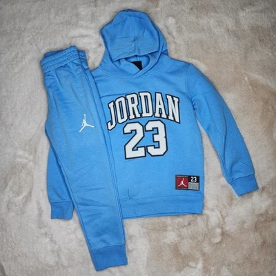 Conjunto de 2 piezas con capucha y jogger Air Jordan Jersey azul bebé talla 5 niños nuevo con etiquetas Foto 1 de 4