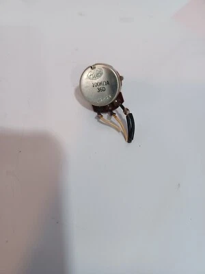 PEÇA POTENCIÔMETRO POTE SAÍDA TEAC 3340S 100K 36D - Imagem 1 de 2
